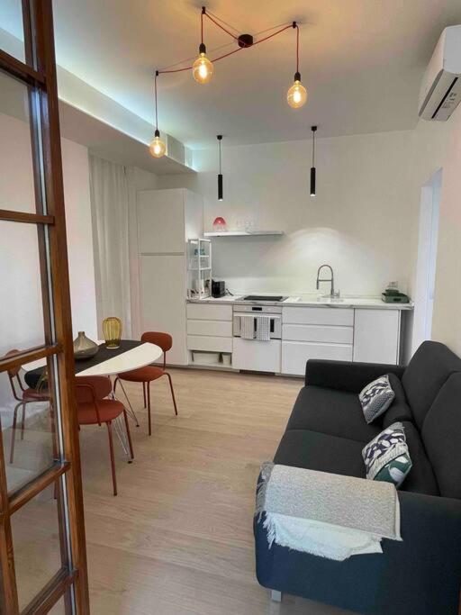 Grazioso Appartamento In Condominio Nel Verde Буччинаско Екстер'єр фото