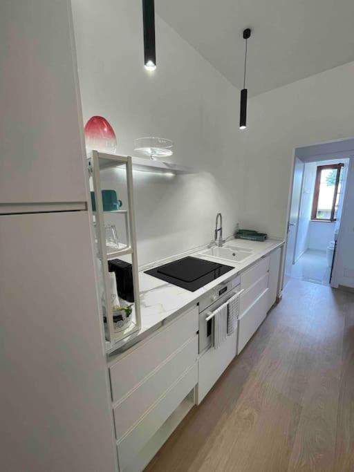 Grazioso Appartamento In Condominio Nel Verde Буччинаско Екстер'єр фото